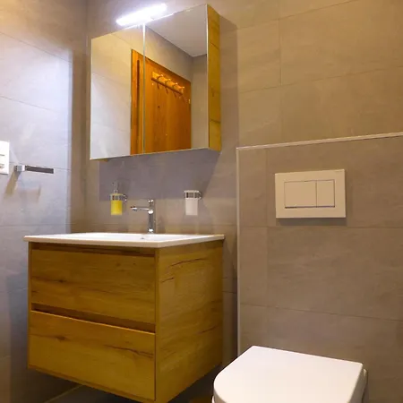 Mandarin B 19 By Interhome Apartmán