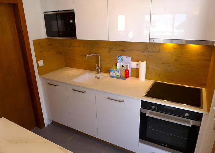 Mandarin B 19 By Interhome *