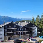 Mandarin B 19 By Interhome
